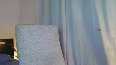 fabi online show from September 20, 2025, 2:01 am