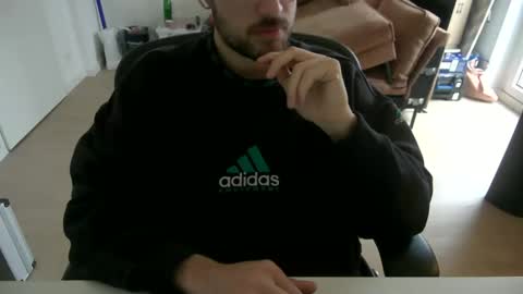 Call me bitch online show from January 9, 2026, 10:40 am