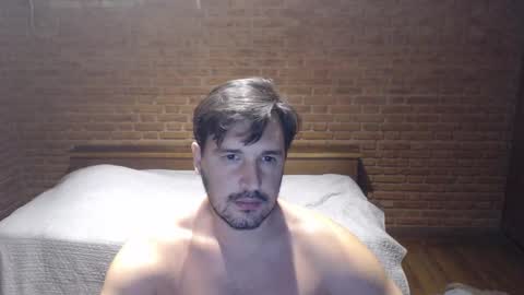 fabio_rodrigues online show from December 27, 2024, 4:04 am