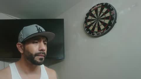 Snapshot of faded805 chatting on December 21, 2024, 3:25 am Mark online show from December 21, 2024, 3:25 am