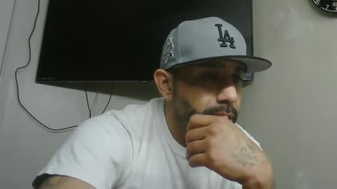 Snapshot of faded805 chatting on January 7, 2025, 11:05 am Mark online show from January 7, 2025, 11:05 am