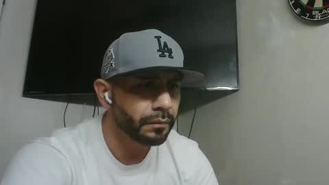 Snapshot of faded805 chatting on February 21, 2025, 11:01 am Mark online show from February 21, 2025, 11:01 am