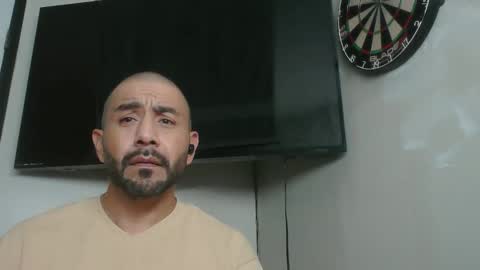 Snapshot of faded805 chatting on November 23, 2025, 7:52 am Mark online show from November 23, 2025, 7:52 am