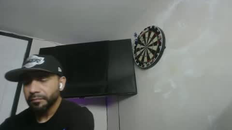 Snapshot of faded805 chatting on December 15, 2025, 7:56 am Mark online show from December 15, 2025, 7:56 am