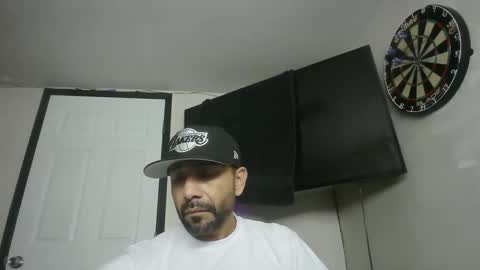 Snapshot of faded805 chatting on December 20, 2025, 11:17 am Mark online show from December 20, 2025, 11:17 am