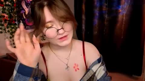 Tara online show from March 25, 2026, 9:54 pm