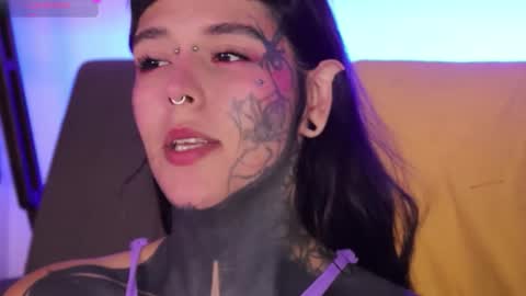 Snapshot of fairyflexxx chatting on February 11, 2026, 12:04 am Fairy online show from February 11, 2026, 12:04 am