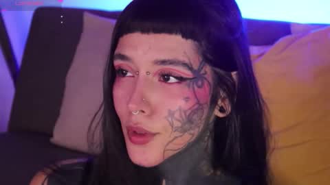 Snapshot of fairyflexxx chatting on February 25, 2026, 11:47 pm Fairy online show from February 25, 2026, 11:47 pm