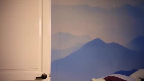 Ilona online show from October 27, 2025, 7:23 am