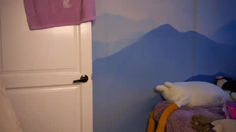 Ilona online show from February 6, 2026, 10:40 am