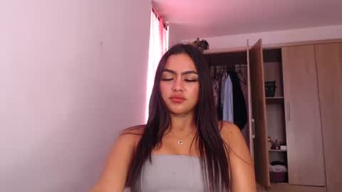 fairylatin online show from January 29, 2025, 6:07 pm