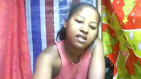 Snapshot of faissane9794 chatting on February 18, 2026, 9:33 pm faissane9794 online show from February 18, 2026, 9:33 pm