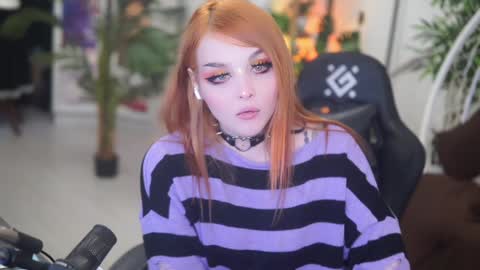 faith_chan online show from January 11, 2025, 7:28 am