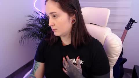 OF fallenag 1 online show from December 2, 2025, 1:00 am