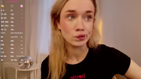 fancyamelia online show from September 23, 2025, 12:30 pm