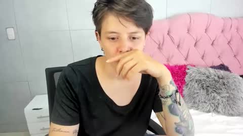 FANNY online show from November 1, 2025, 7:32 am