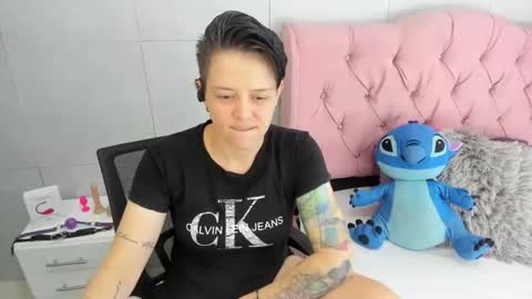 FANNY online show from December 3, 2025, 2:19 am