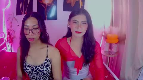 fantastic_kim online show from December 4, 2025, 2:21 am