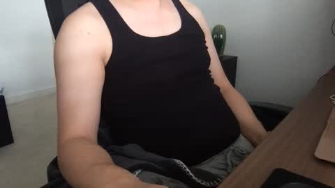 fantasticbake1 online show from October 13, 2025, 11:38 pm