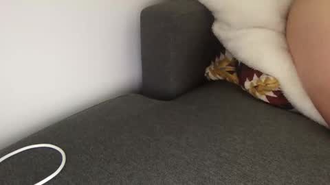 fantasticbake1 online show from November 16, 2025, 3:12 am