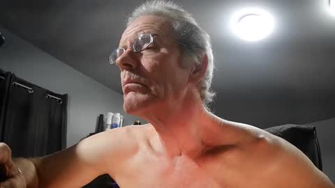 fantasyresort online show from January 2, 2025, 3:58 am