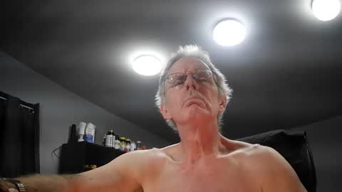 fantasyresort online show from January 3, 2025, 4:11 am