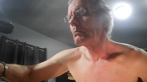 fantasyresort online show from March 2, 2025, 4:17 am