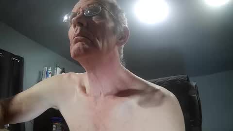 fantasyresort online show from November 18, 2025, 4:06 am