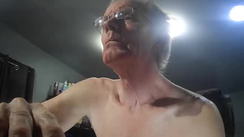 Snapshot of fantasyresort chatting on February 9, 2026, 4:05 am fantasyresort online show from February 9, 2026, 4:05 am