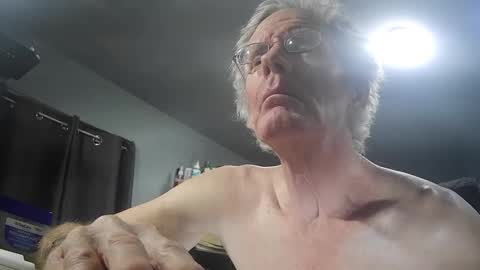 Snapshot of fantasyresort chatting on February 11, 2026, 4:06 am fantasyresort online show from February 11, 2026, 4:06 am