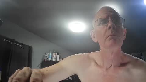 Snapshot of fantasyresort chatting on March 2, 2026, 4:14 am fantasyresort online show from March 2, 2026, 4:14 am