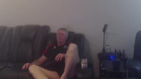 Snapshot of fantom666 chatting on October 15, 2025, 5:57 pm PHANTOM online show from October 15, 2025, 5:57 pm