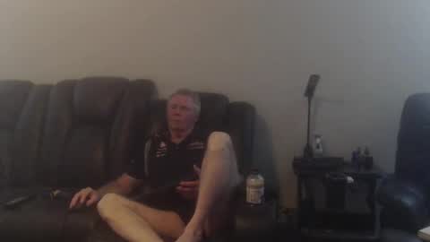 Snapshot of fantom666 chatting on December 17, 2025, 6:25 pm PHANTOM online show from December 17, 2025, 6:25 pm