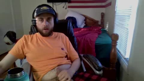 Snapshot of farmboy2398 chatting on February 7, 2025, 8:31 pm farmboy2398 online show from February 7, 2025, 8:31 pm