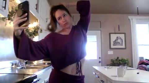 Snapshot of farmgirl__ chatting on February 23, 2026, 3:42 pm FarmGirl and Daddy online show from February 23, 2026, 3:42 pm