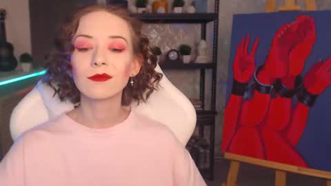 Fascinating   Eyes online show from October 31, 2025, 7:04 pm