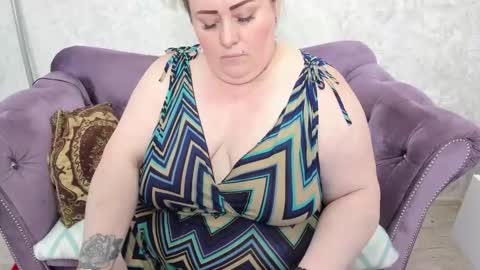 fashiona online show from September 11, 2025, 8:58 am