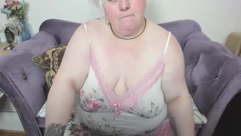 fashiona online show from January 12, 2026, 9:09 pm