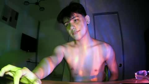 fastfucker_22 online show from December 4, 2025, 10:57 am