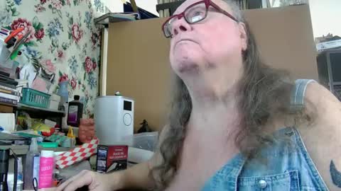 Fred. online show from March 10, 2025, 6:34 pm