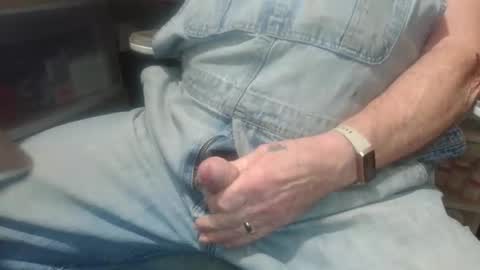 Fred. online show from April 13, 2026, 10:04 pm