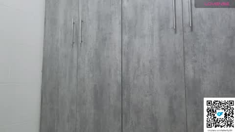 fatherfly001 online show from December 20, 2025, 1:12 am