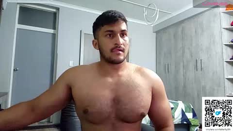 Snapshot of fatherfly001 chatting on February 4, 2026, 10:04 pm fatherfly001 online show from February 4, 2026, 10:04 pm