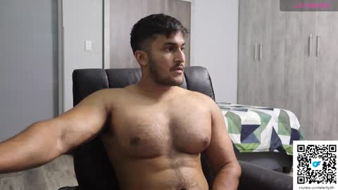 Snapshot of fatherfly001 chatting on February 8, 2026, 7:50 pm fatherfly001 online show from February 8, 2026, 7:50 pm