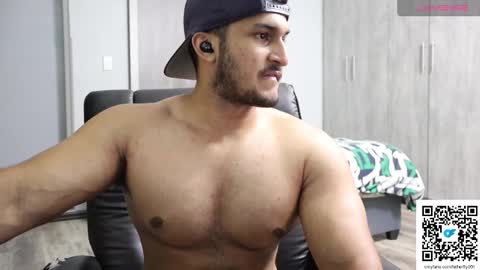 Snapshot of fatherfly001 chatting on March 29, 2026, 8:42 pm fatherfly001 online show from March 29, 2026, 8:42 pm