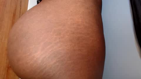 lexie online show from April 16, 2026, 8:04 am