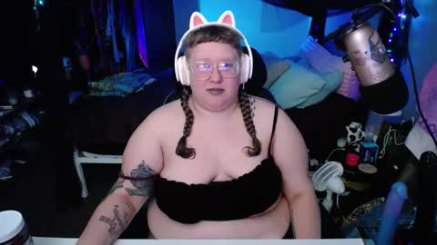 FatVeronica online show from February 7, 2025, 12:20 am