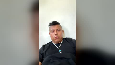 faustinomoises6986 online show from May 10, 2026, 12:10 pm