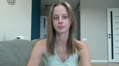 favoriteyour online show from September 17, 2025, 12:18 pm