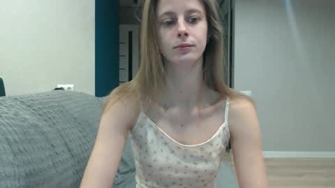 favoriteyour online show from November 10, 2025, 3:27 am